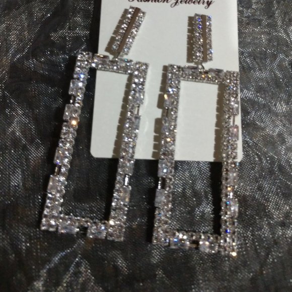 Statement Clear Crystal Earrings - Picture 3 of 7